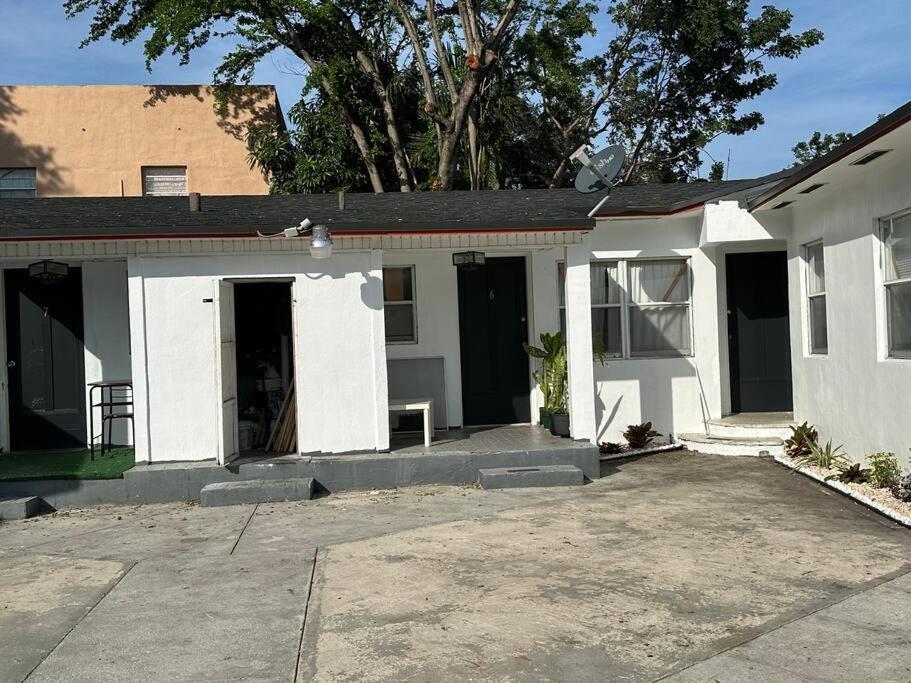 Villa Clara Suite - Little Havana ميامي المظهر الخارجي الصورة